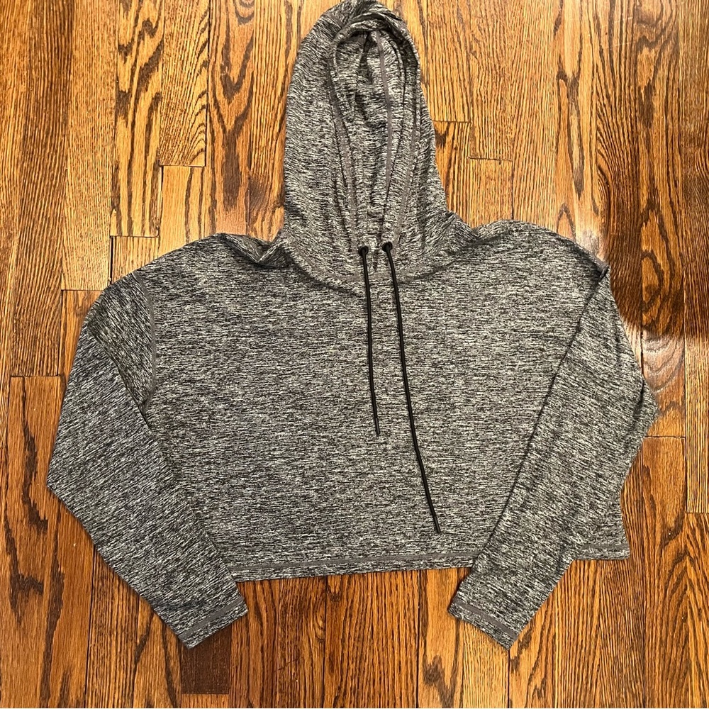 Athleta Semi Cropped Shirt XS